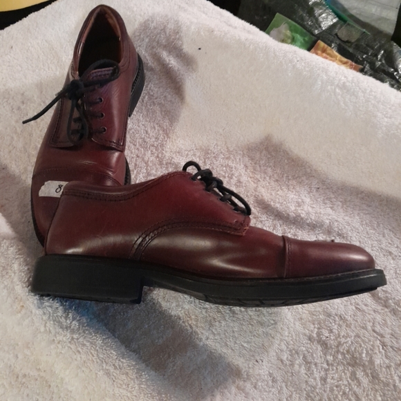 Men's Dockers brown dress shoe size 8 and 1/2 - Picture 7 of 7